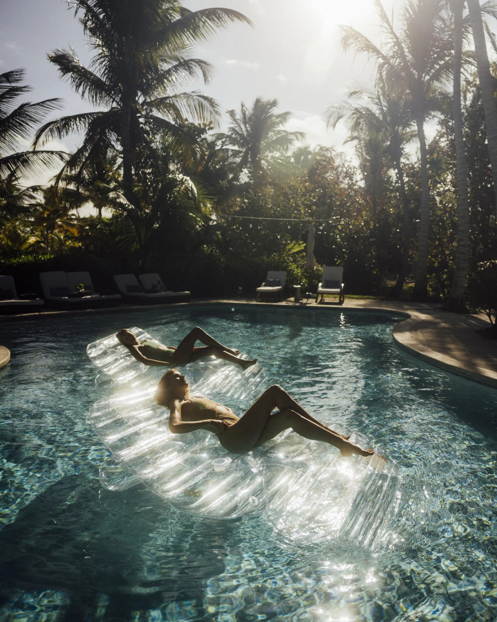 Funboy Chaise Lounger Float - Thumbnail 2