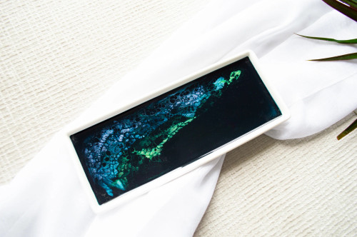 Lynn & Liana SMALL Ceramic Tray NORTHERN LIGHTS Lynn & Liana SMALL Ceramic Tray NORTHERN LIGHTS