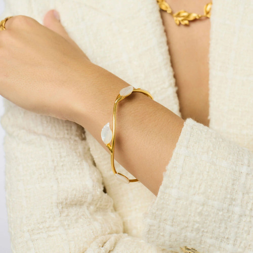 Julie Vos WILLOW Stone Bangle MOP- M