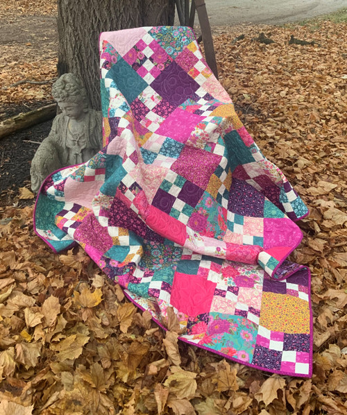 "PARLOR" Celebration Quilt Kit