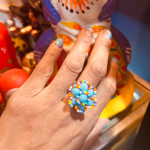 Multicolor flowers chaquira ring
