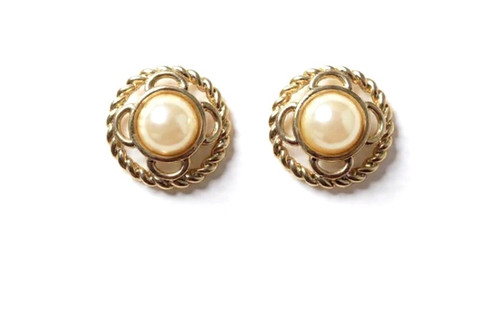 Vintage 80's Gold & Pearl Flower Clip On Earrings