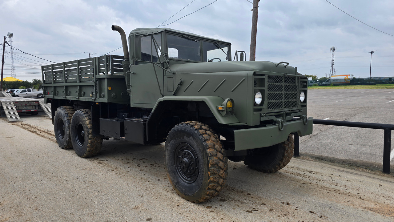 1987 AM General M923A1 5 Ton Cargo Truck
