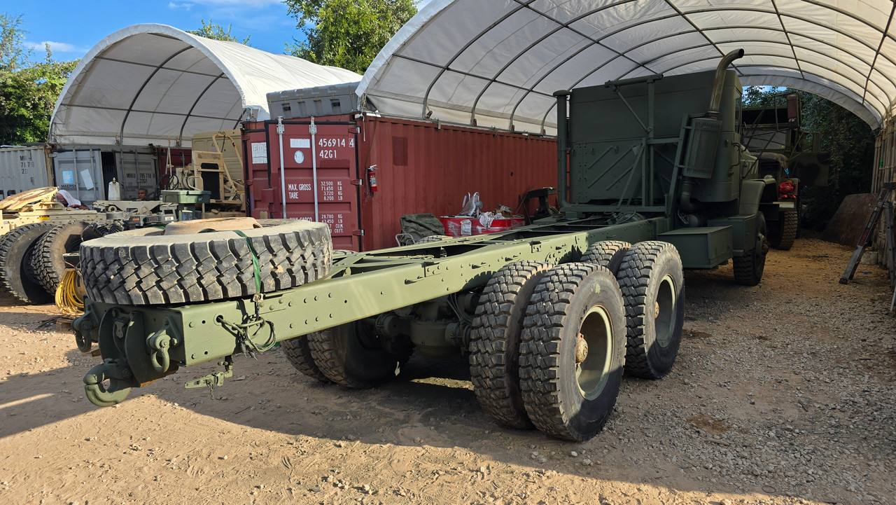 1983 AM General M927 5 Ton Long Chassis, Truck