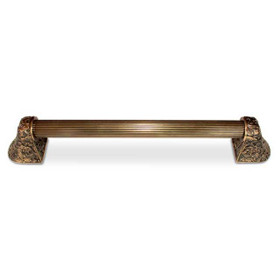 8" CTC Florid Leaves / Fluted Bar Pull - Antique Brass