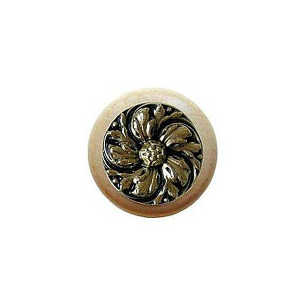 1-1/2" Dia. Chrysanthemum / Natural Knob - Brite Brass