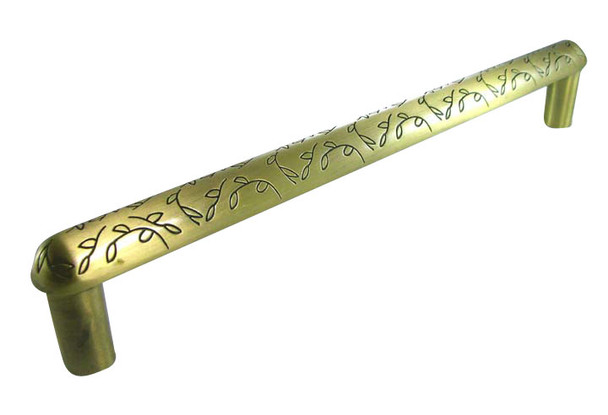 Satin Brass Antique Oversize Vine Handle (MNG20220)