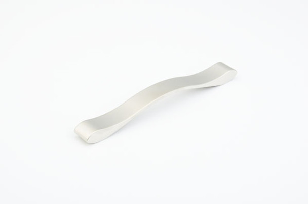 Satin Nickel Wave Pull, 192 mm cc(SCH244-192-15)