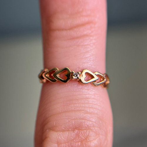 10KT Yellow Gold Hollow Heart Band Ring – Romantic Promise or Anniversary Gift Size 3 US