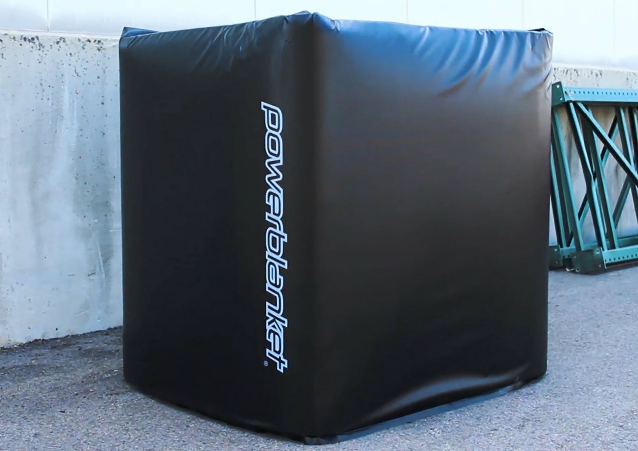 Top-down view of the 250-gallon Powerblanket IBC tote heater with insulation. Top-down view of the 250-gallon Powerblanket IBC tote heater with insulation.