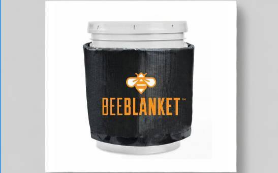 Powerblanket bucket heating blanket keeping liquids from freezing.