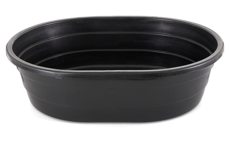 A black water stock tank