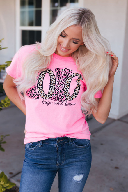 X0X0 Hugs and Kisses Tee Safety Pink