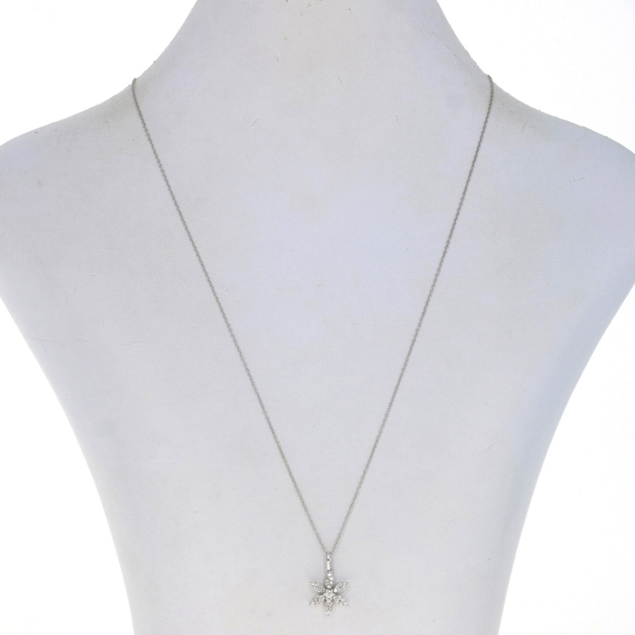 Star Blossom Diamond Flower Pendant Necklace