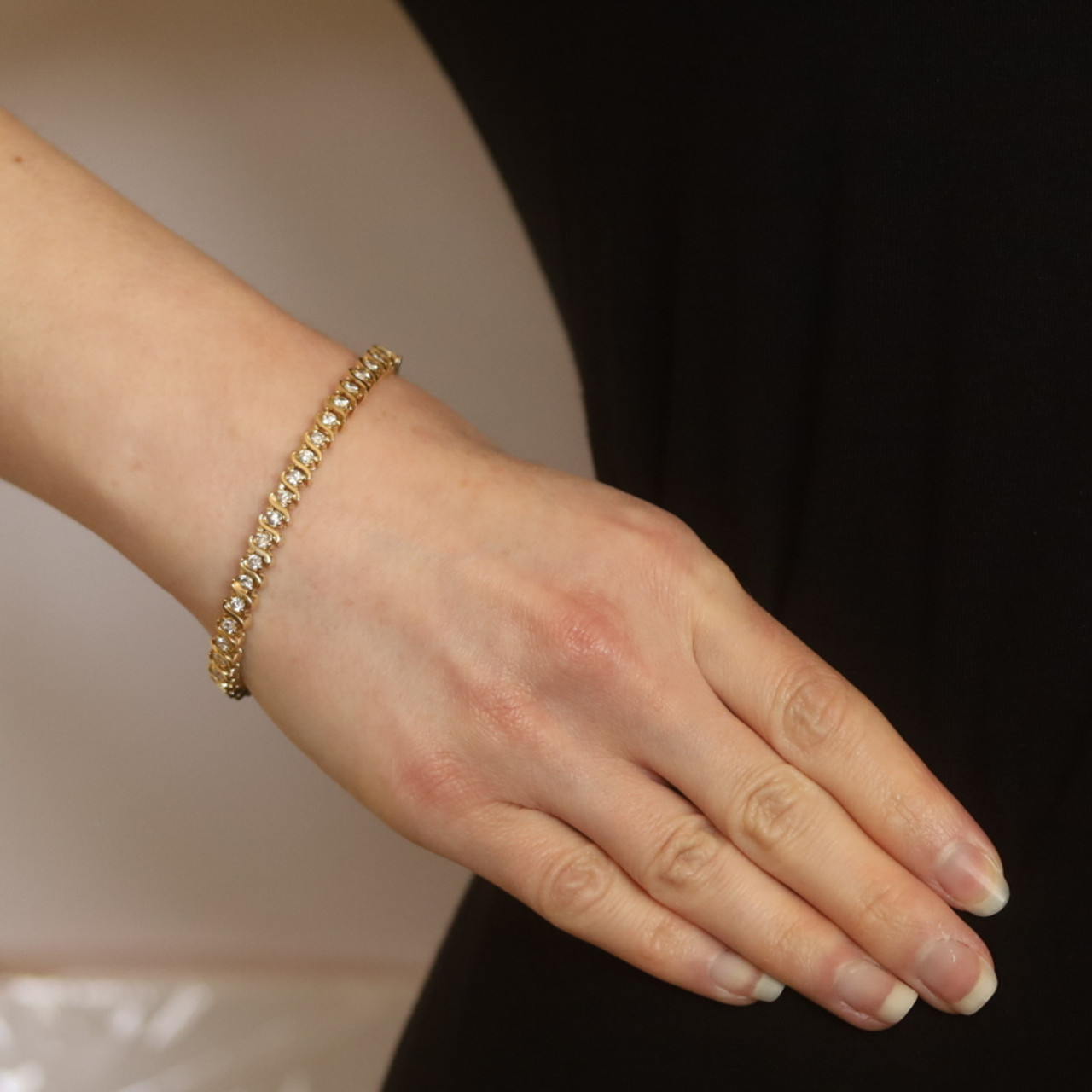 Diamond Tennis Bracelet | Vana Chupp Studio