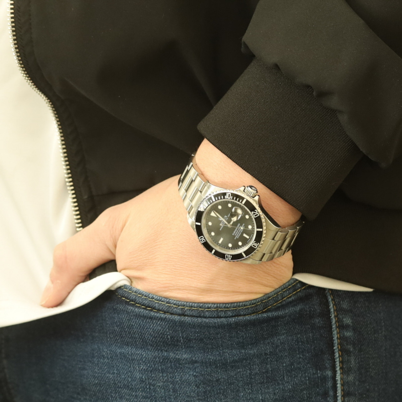 Rolex Oyster Perpetual Submariner Men's Watch 16610
