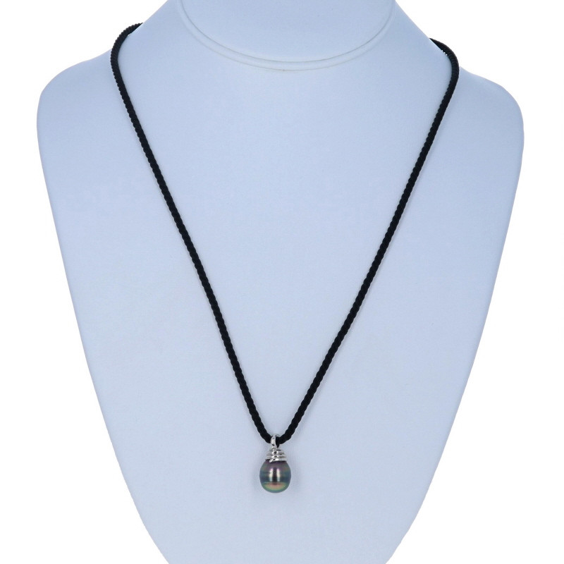 Tiffany & Co. Tahitian Pearl Pendant Necklace 39