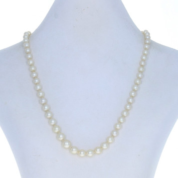 White Gold Cultured Pearl & Diamond Vintage Graduated Strand Necklace 17" 14k White Gold Cultured Pearl & Diamond Vintage Graduated Strand Necklace 17" 14k