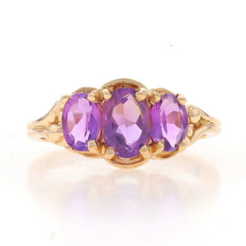 Yellow Gold Amethyst Three-Stone Ring - 14k Oval 1.75ctw Yellow Gold Amethyst Three-Stone Ring - 14k Oval 1.75ctw