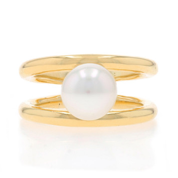 Yellow Gold Akoya Pearl Solitaire Ring - 18k Yellow Gold Akoya Pearl Solitaire Ring - 18k