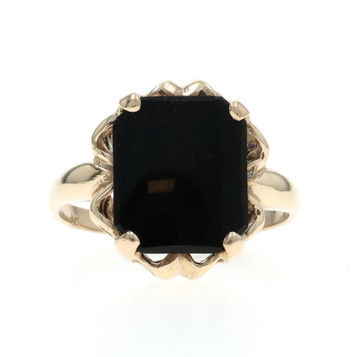Yellow Gold Onyx Vintage Solitaire Cocktail Ring 10k Yellow Gold Onyx Vintage Solitaire Cocktail Ring 10k