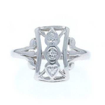 White Gold Diamond Vintage Three-Stone Ring 14k Single White Gold Diamond Vintage Three-Stone Ring 14k Single