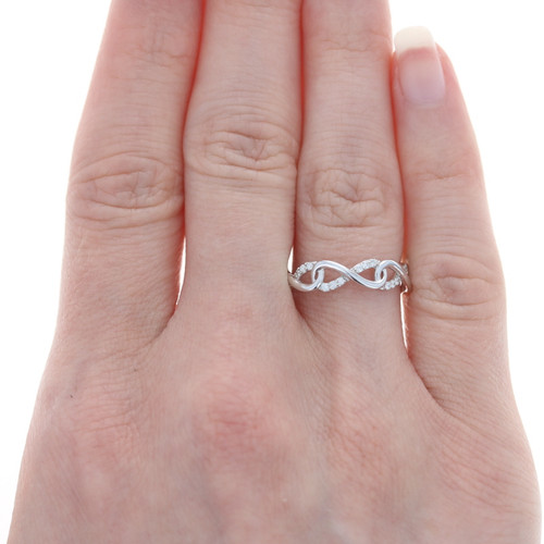 Infinity shaped rings for women and girls