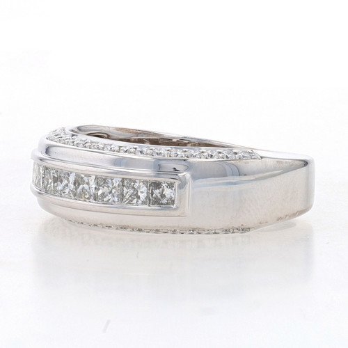 Previously Owned Vera Wang LOVE Ring 2-1/4 ct tw Diamonds 14K White Gold |  Jared