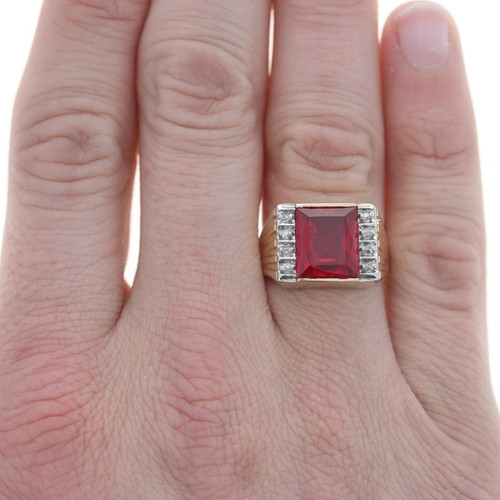 Queen Elizabeth) Emerald Cut Lab-Created Ruby, Saphhire, Emerald With –  Galaxy Shining Jewelry