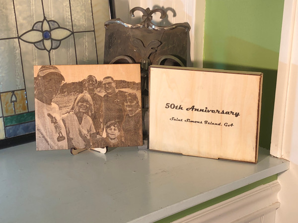 8" x 10" Laser Engraved Photograph with Easel