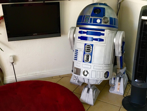 Full sized 1:1 scale R2D2 Astromech droid
