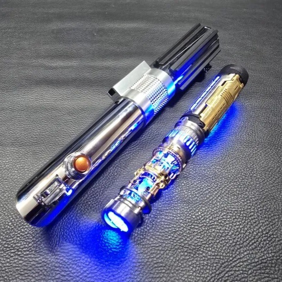Korbanth - High Quality Sabers, Costumes, Models and Props