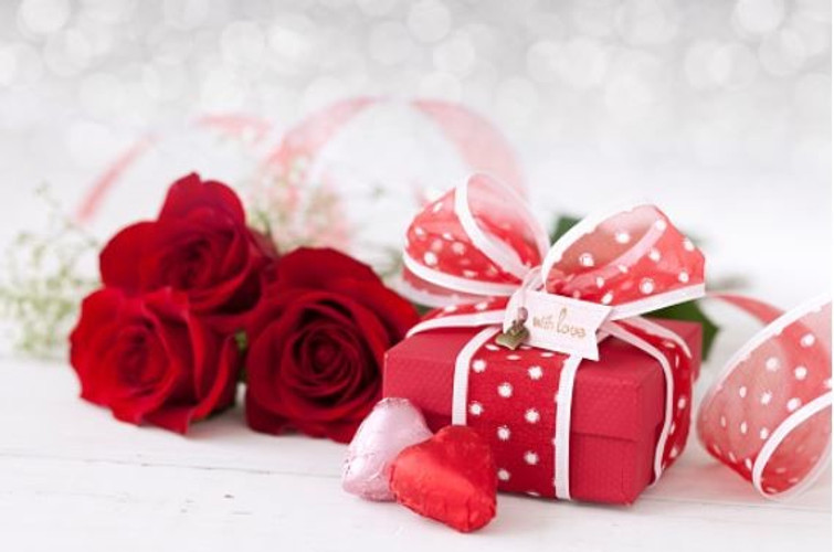 75+ Perfect First Valentines Day Gifts and Ideas (2024)