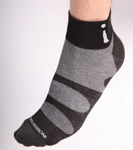 Incrediwear Black Active Socks Quarter Cut Incrediwear Black Active Socks Quarter Cut
