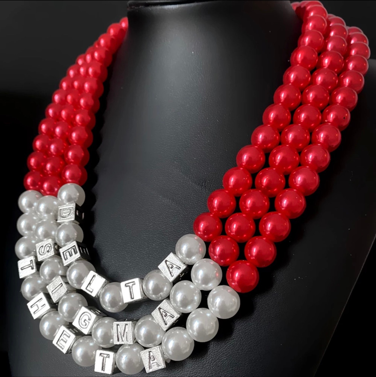 Red & White Bugle Bead Cluster Necklace – OMNIA