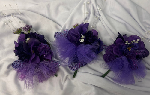THE COLLEGIATE - Delta “mini” - 4" African violet corsage - NO Stem - COLLEGIATE - African violet florals- Approx. 3.5" - 4" in size - DESIGNS WILL VARY - Ribbon and Tulle will vary - corsage for Deltas - African violets