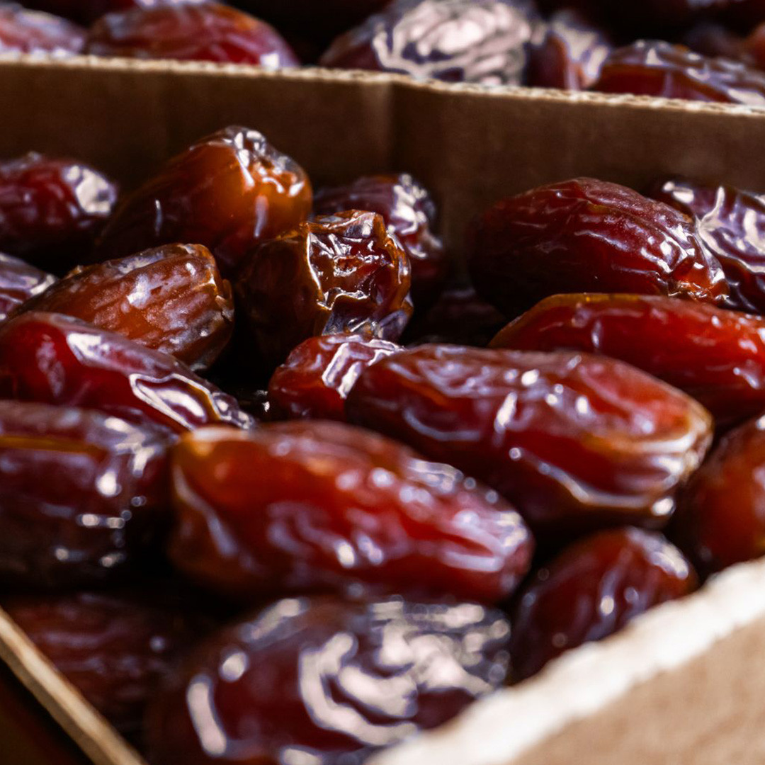 ALL ABOUT ALMODO[´]VAR BOX〈5000セット限定生産・ Large Organic Medjool Dates 5 lb. Box - Rancho Las Novias