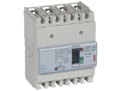 Automático caja moldeada magnetotérmico - versión fija - Térmico ajustable de 0,8 a 1 In - Magnético fijo: 400A de 16 a 40 A, 10 In de 63 a 160A - Poder de corte Icu 36 kA (400 V~) - Número de polos: 4P - In: 160 A. - Legrand