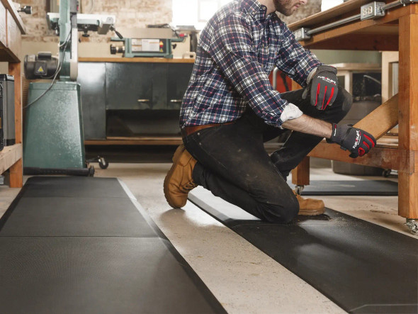 WeatherTech ComfortMat Connect - Middle Mat 24"x36" | Black, Stone Finish