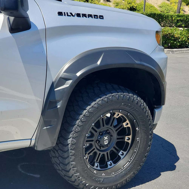 Bushwacker DRT Fender Flares | Chevrolet Silverado 2500HD | Front & Rear (4pc)