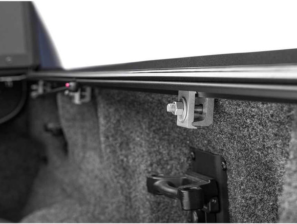 Extang Endure ALX Hard Folding Tonneau Cover | Chevrolet Silverado 2500HD 6'10 (2023+)