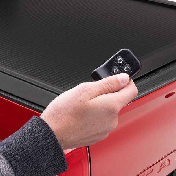 Retrax POWERTRAXONE MX | Electric Polycarbonate Retractable Bed Cover | Chevrolet Silverado 2500HD Crew Cab 6'10'