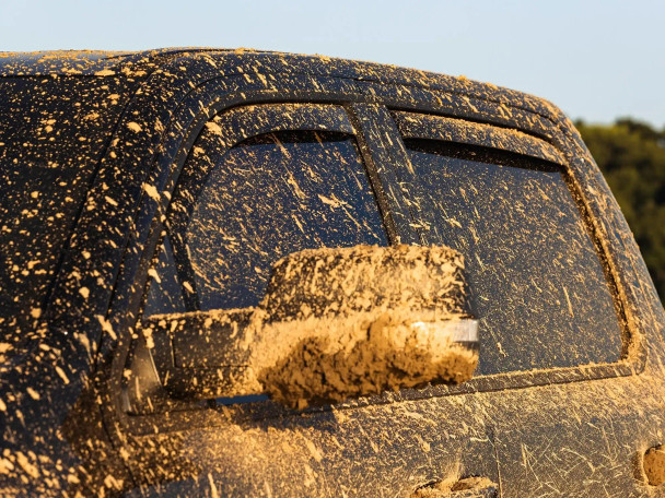 WeatherTech Front Side Window Deflectors | 2018-2024 Volkswagen Tiguan - Dark Tint WeatherTech Front Side Window Deflectors | 2018-2024 Volkswagen Tiguan - Dark Tint