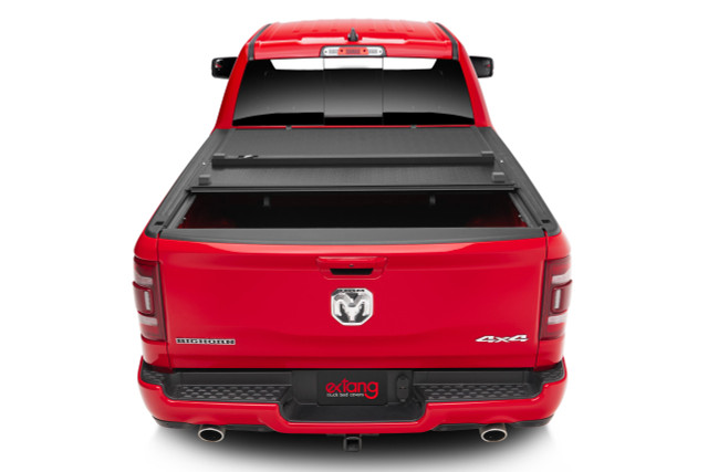 Extang Xceed Aluminum Folding Tonneau Cover | RAM 1500 DS & DT 5'7 w/out RAMBOX