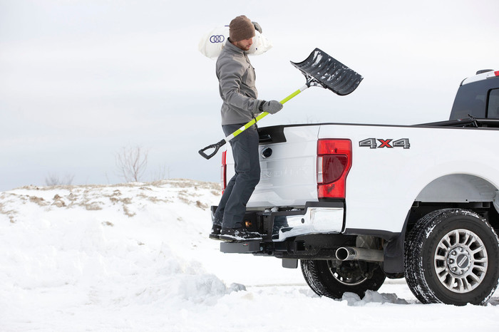 WeatherTech BumpStep XL | 2" Hitch Mounted and Bumper Protection