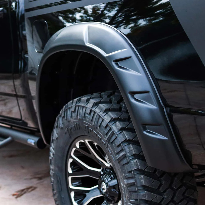 Bushwacker DRT Fender Flares | Chevrolet Silverado 2500HD | Front & Rear (4pc)