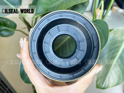 SEAL RING 35*92/98*13/27 NBR RWDR-K7 12014654B
AGRICULTURAL MACHINERY TRACTOR OIL SEAL，TRACTOR SEAL