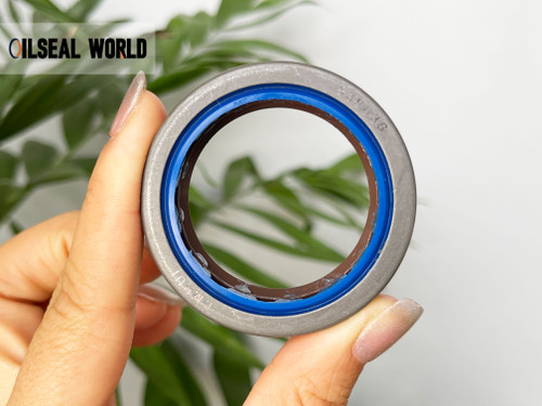 SEAL RING 39.7*54.23*12.29 VITON HMSA7SP CR539036
AGRICULTURE EQUIPMENT SEAL SOLUTION