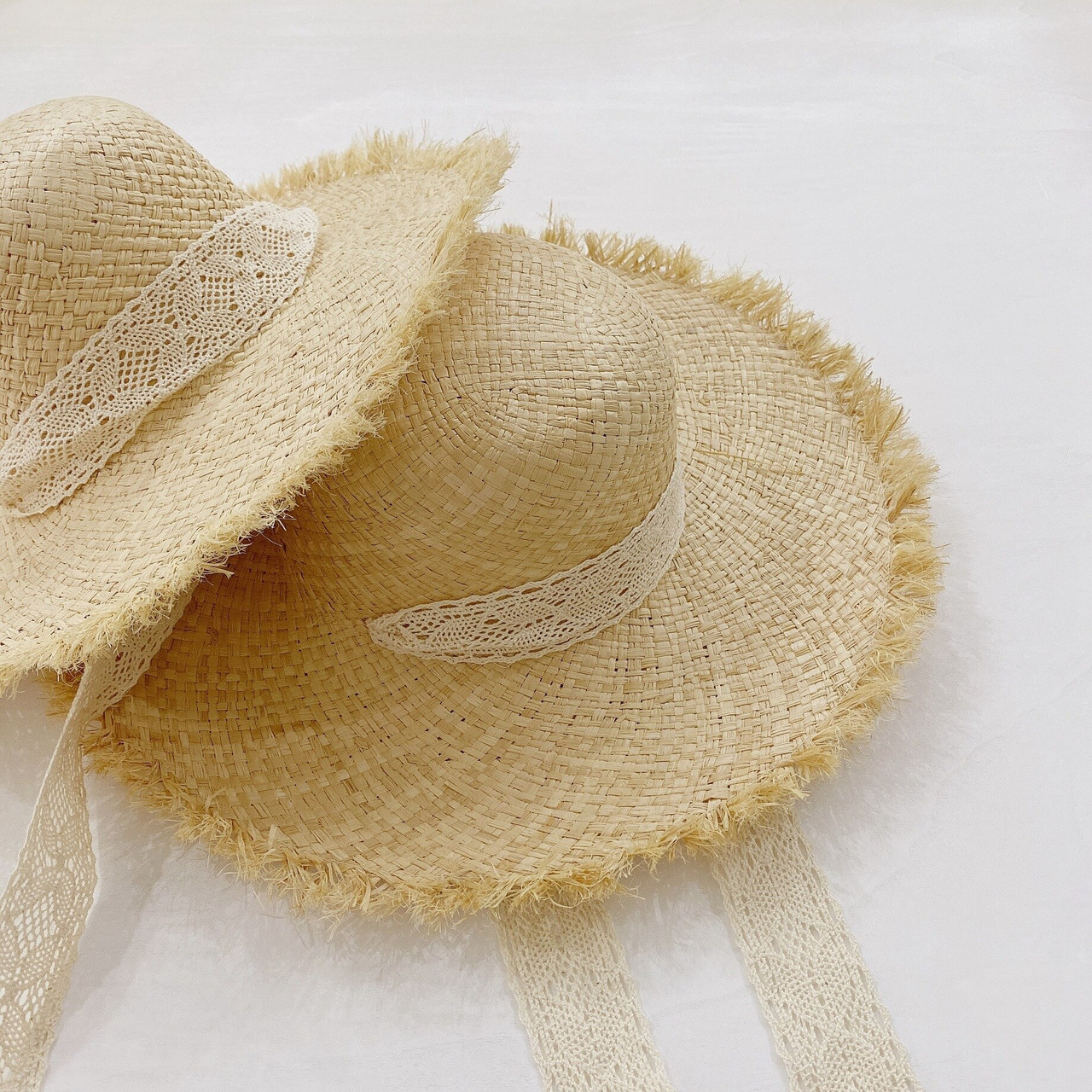 Handmade Mom + Daughter Lace Straw Sun Hat display picture 2