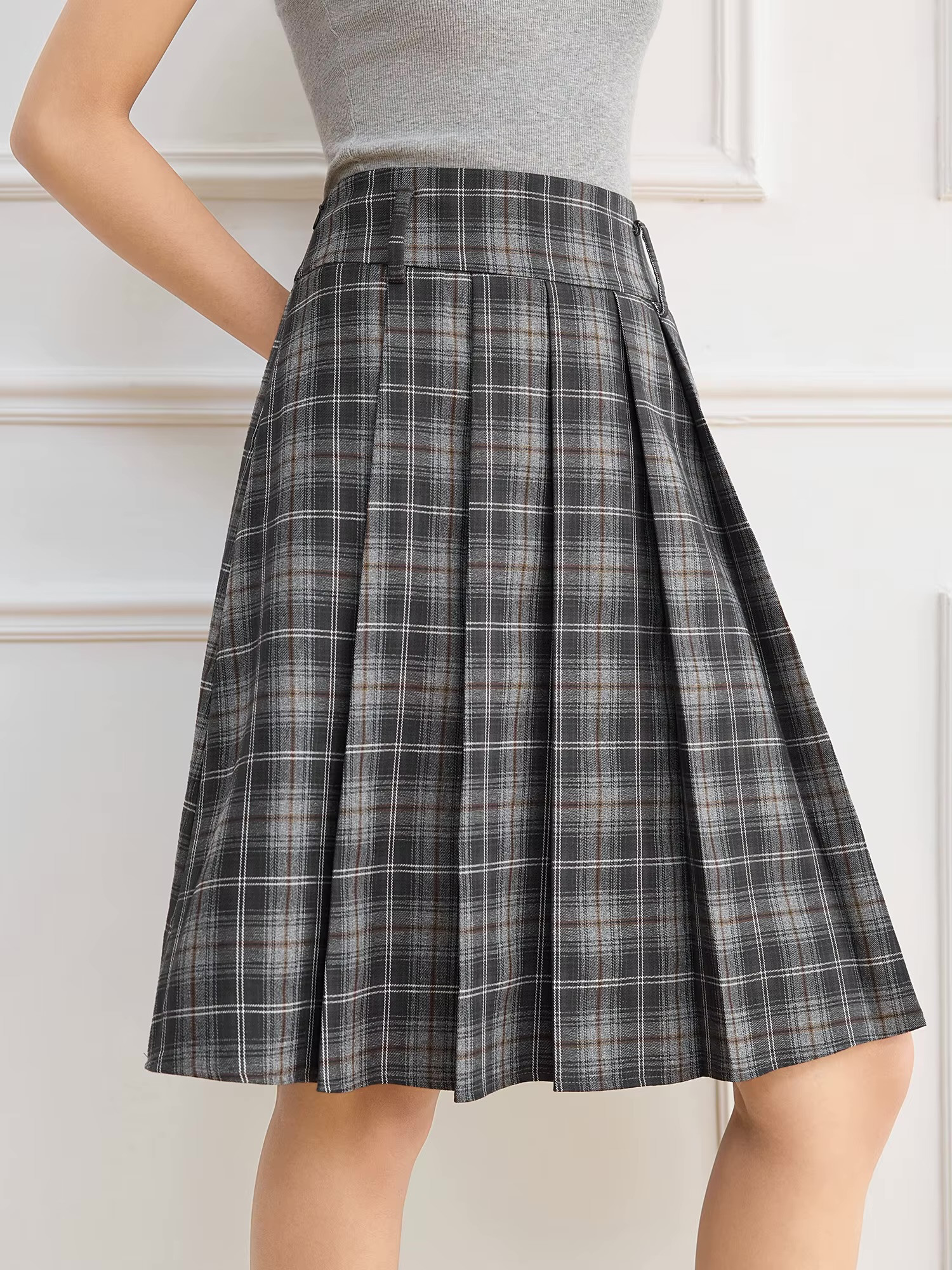 Women’s woman womens petite-, tall-, plus-, size Casual Summer holiday vacation getaway evening party wear indie style loose classic Vintage vintage style Female high rise waist zip-up close empire waistline pleated checkered trim hem plaid midi skirt Fashion skirts in Gray grey, with blue brown accent